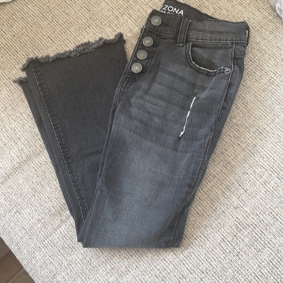 Girls Faded Black Stretch Jeans Size 10 - Picture 6 of 6